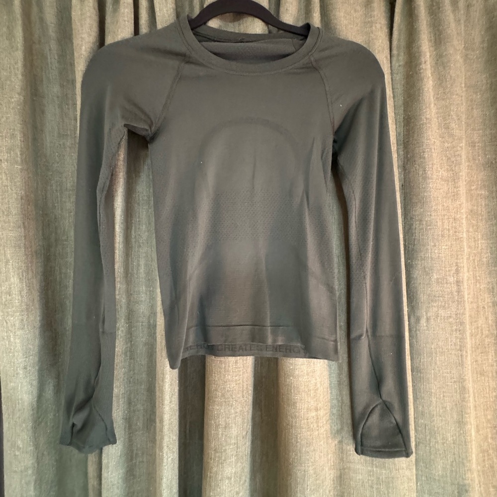 Lululemon Cropped Swiftly Tech Longsleeve